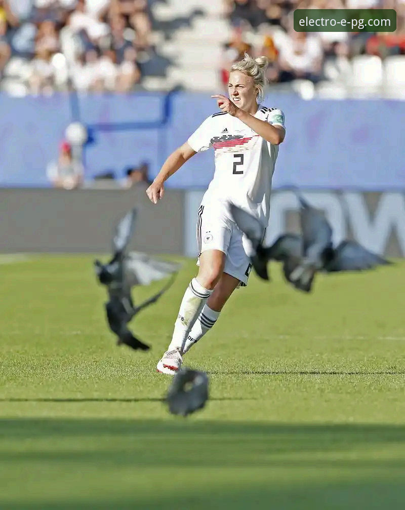 民主刚果52年世界杯征程与竞技悬念的深度解析：从绿茵场到策略博弈的启示